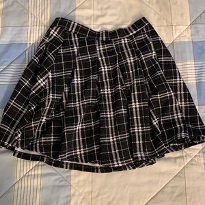 SHEIN black and white plaid skirt